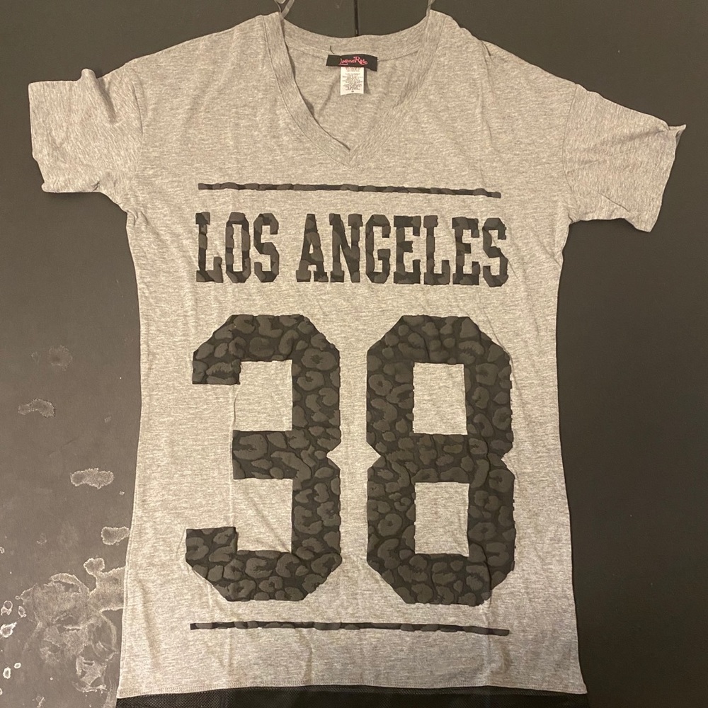 NEW! Abercrombie tshirt